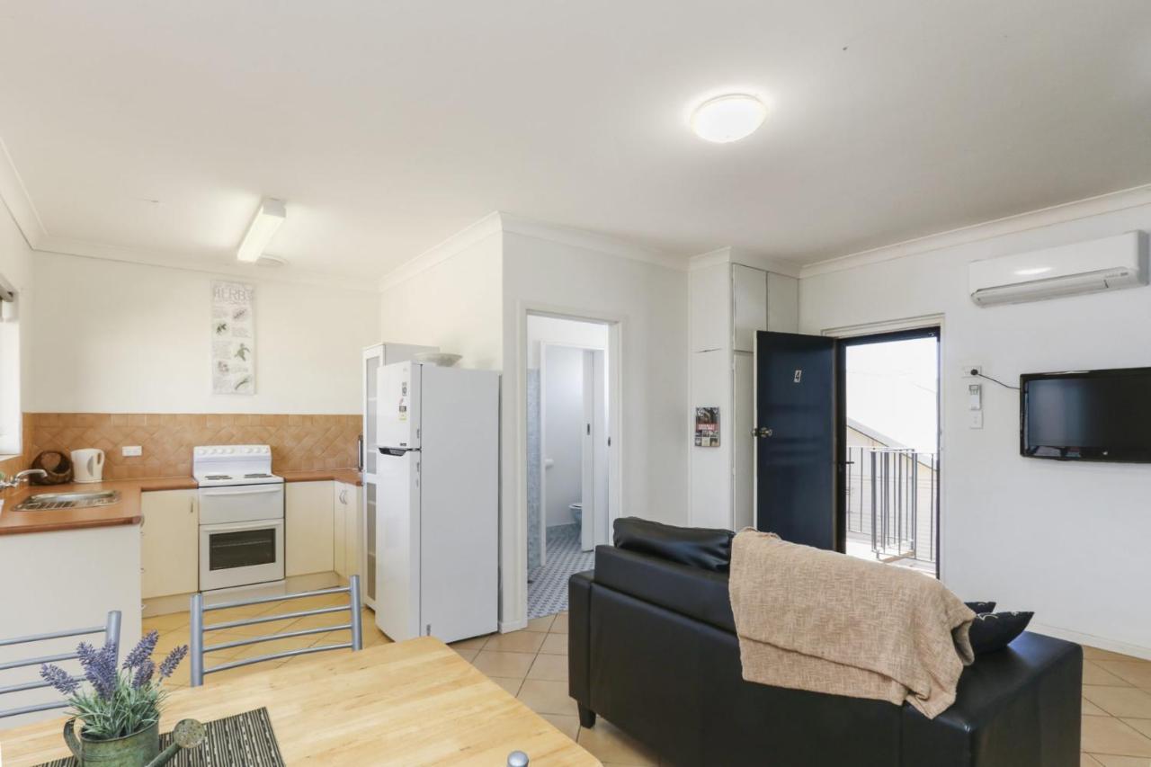 Gossan Street Units Apartment Броукън Хил Екстериор снимка